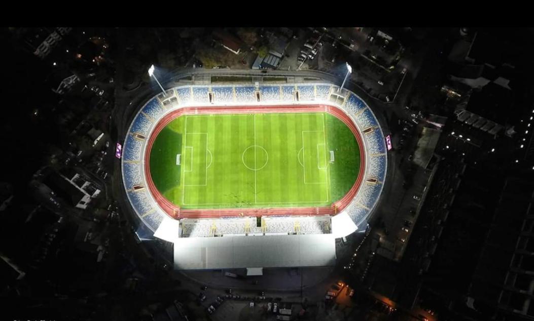 Bus Station Hostel Priştine Dış mekan fotoğraf
