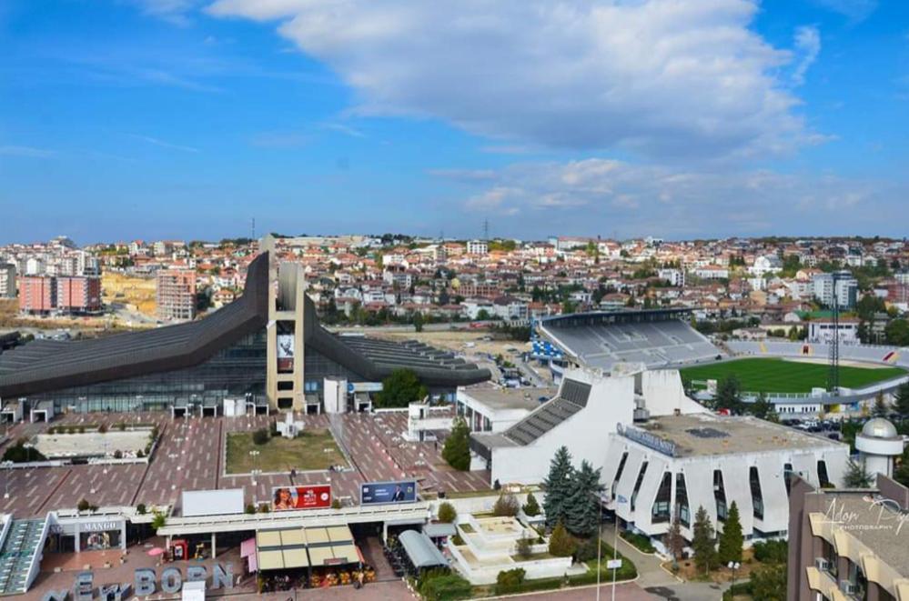 Bus Station Hostel Priştine Dış mekan fotoğraf
